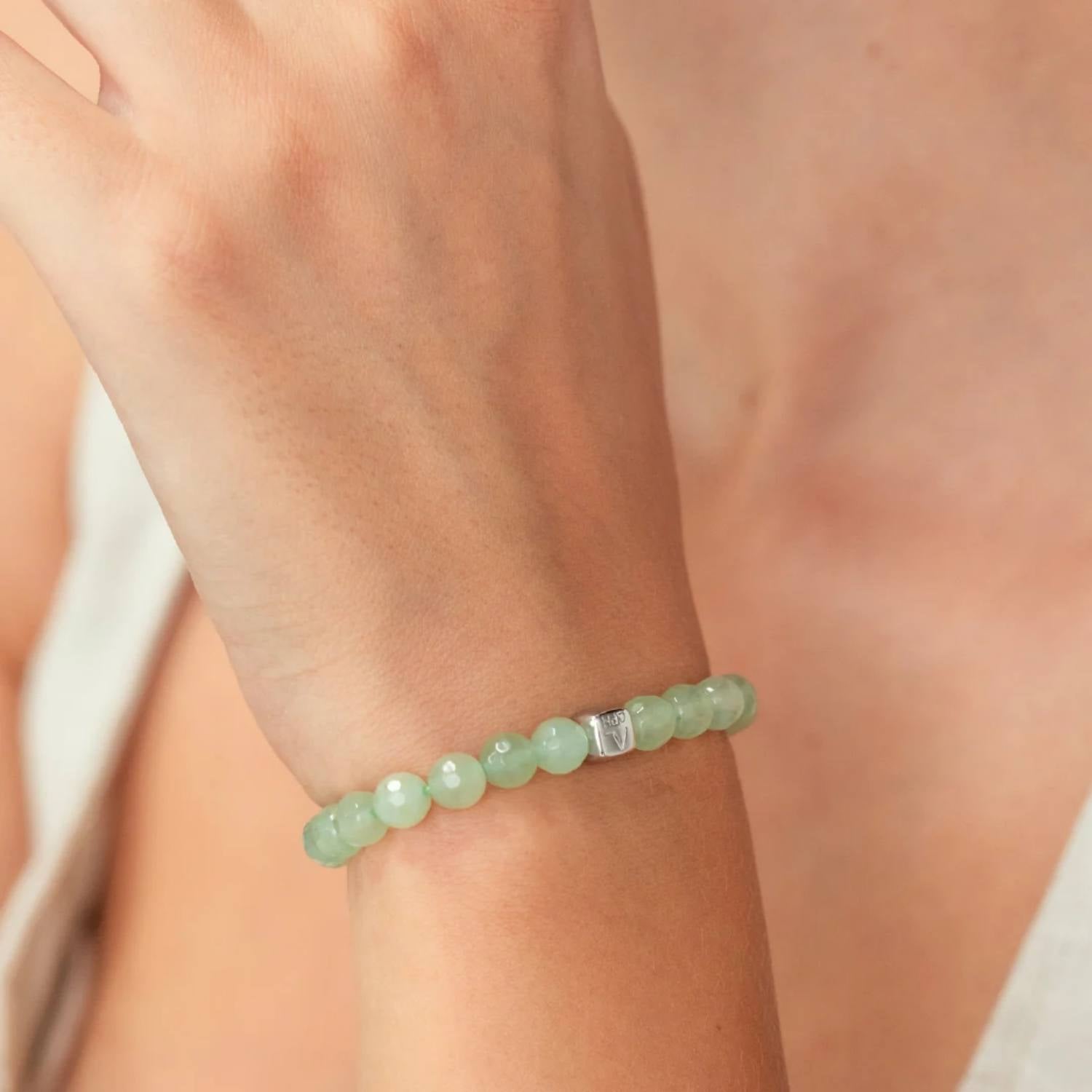 DETAIL248700